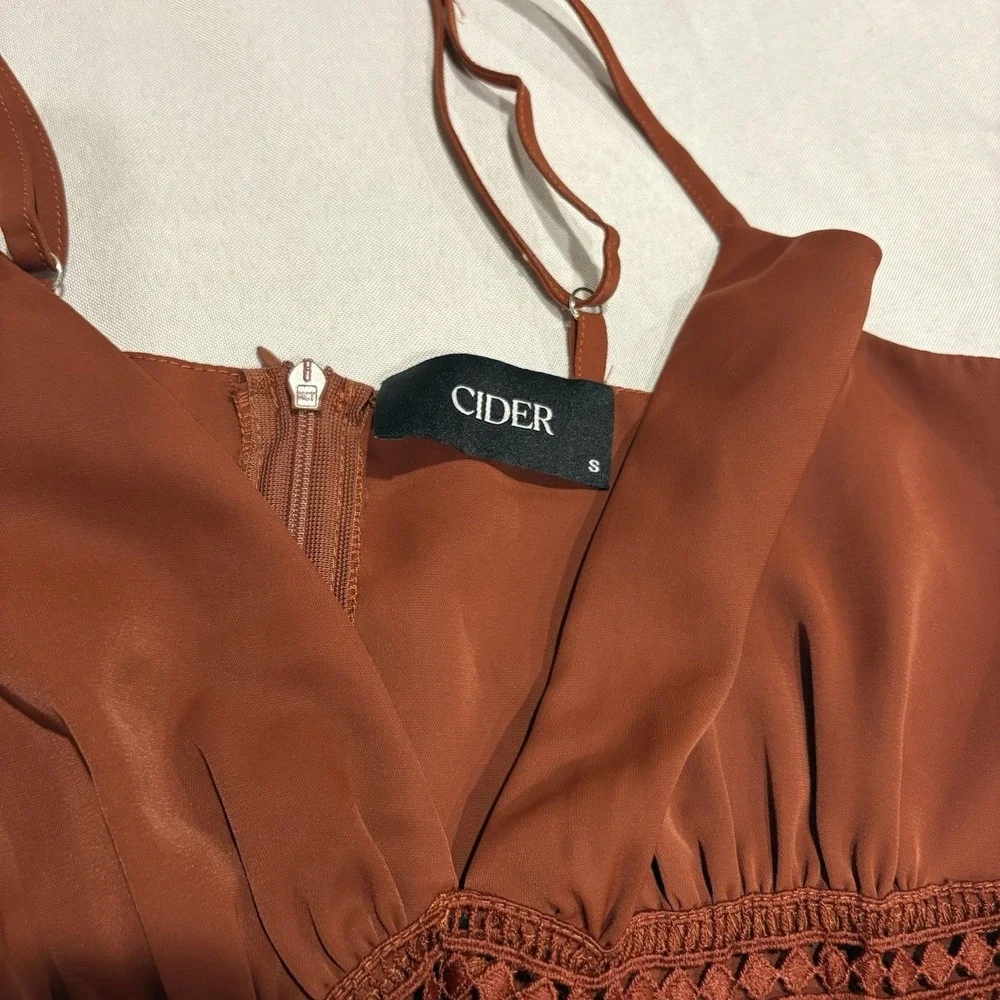 Cider Hollow Out Mini Dress Size Small Baby Doll Ruffle Burnt Orange - Picture 5 of 5